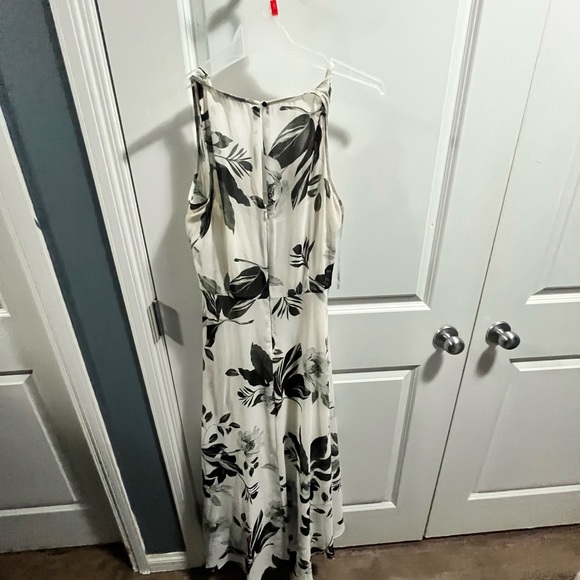 High low flowy dress - Picture 2 of 3